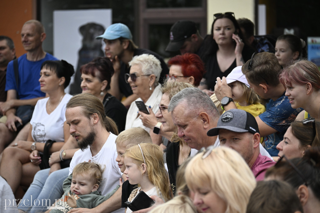„Oto on!” – uliczny spektakl familijny w nurcie Nowego Cyrku - 03.08.2025