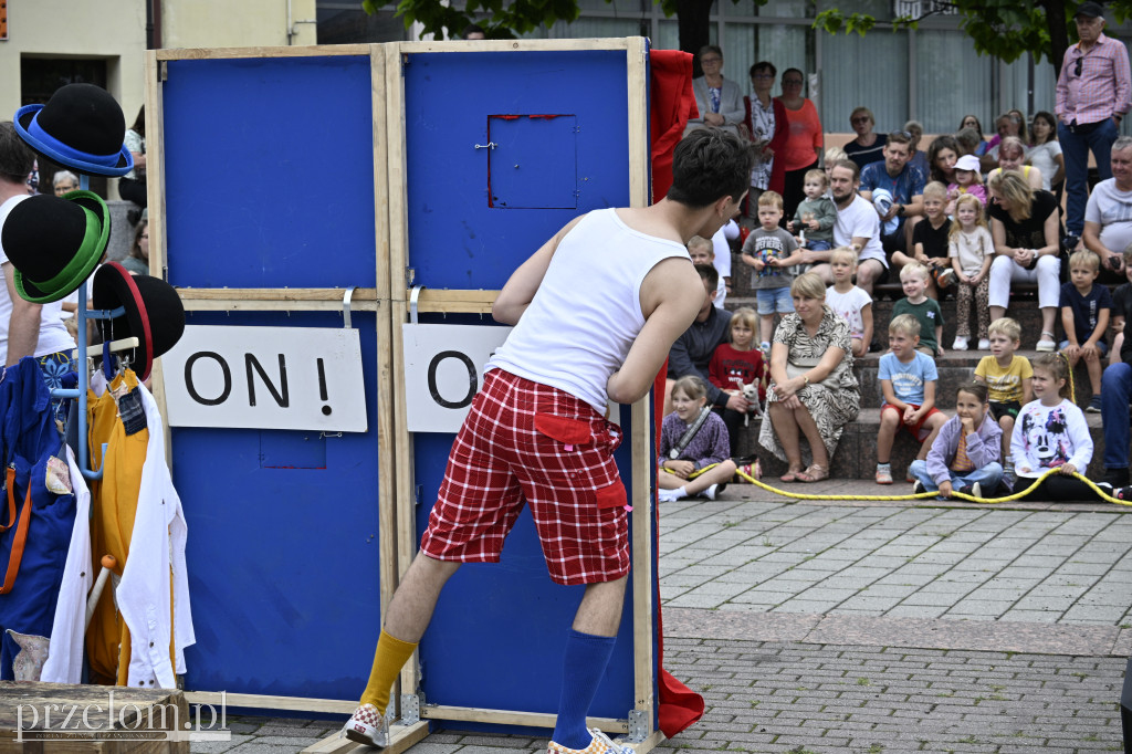 „Oto on!” – uliczny spektakl familijny w nurcie Nowego Cyrku - 03.08.2025