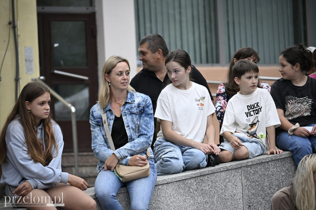 „Oto on!” – uliczny spektakl familijny w nurcie Nowego Cyrku - 03.08.2025