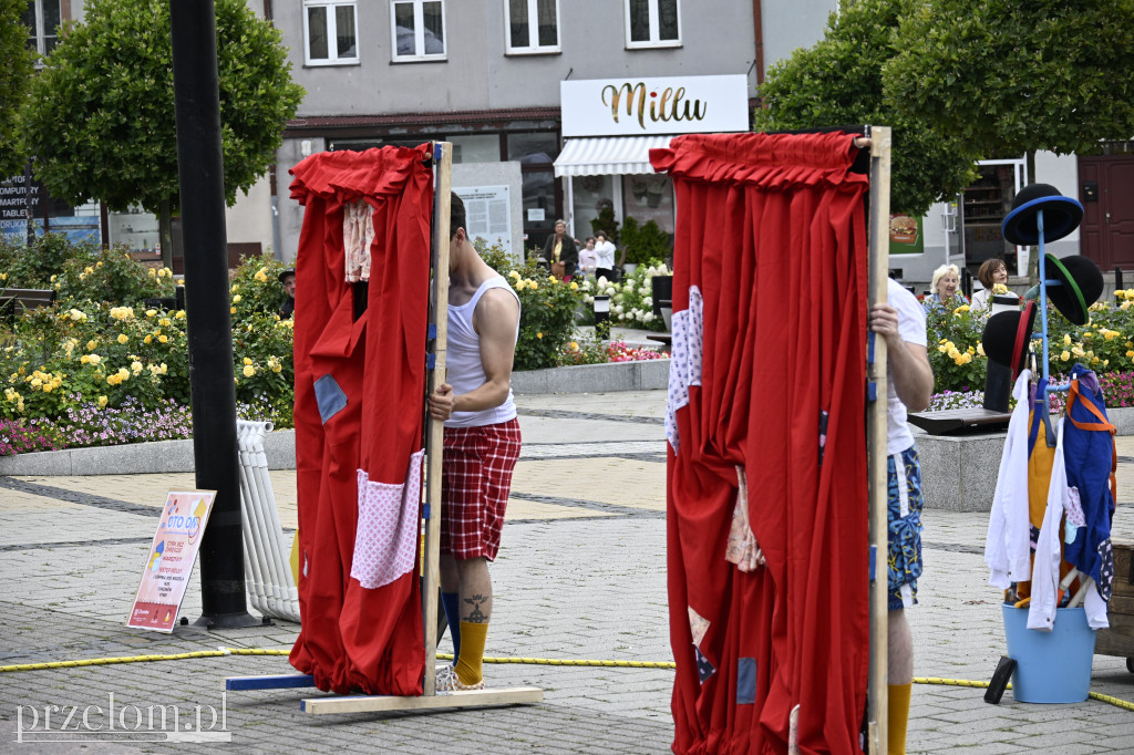 „Oto on!” – uliczny spektakl familijny w nurcie Nowego Cyrku - 03.08.2025