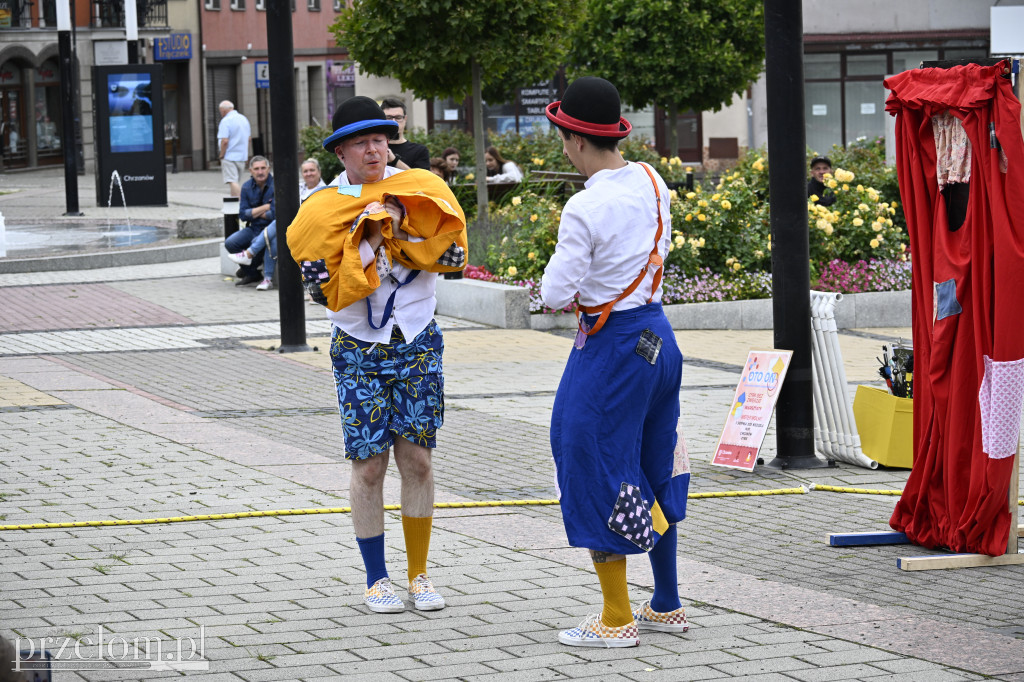„Oto on!” – uliczny spektakl familijny w nurcie Nowego Cyrku - 03.08.2025