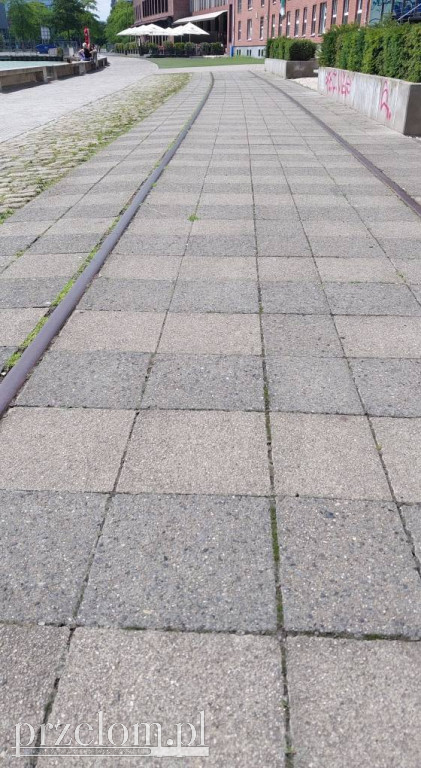 Road w Przełomowych Kadrach