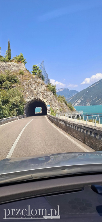 Road w Przełomowych Kadrach
