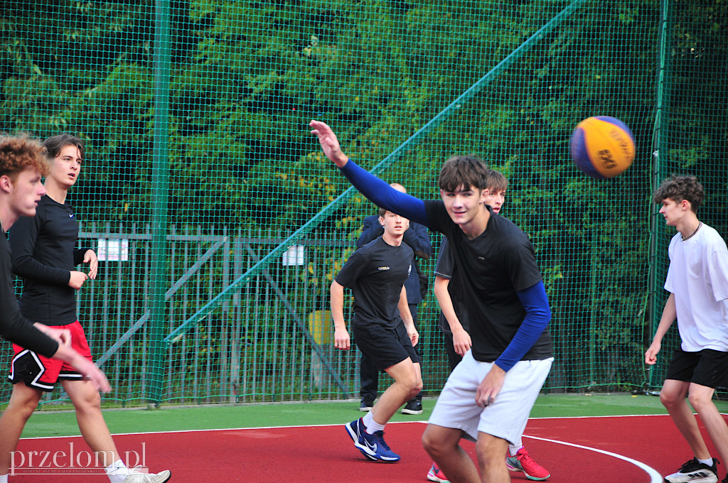 Nowe boisko sportowe w Trzebini