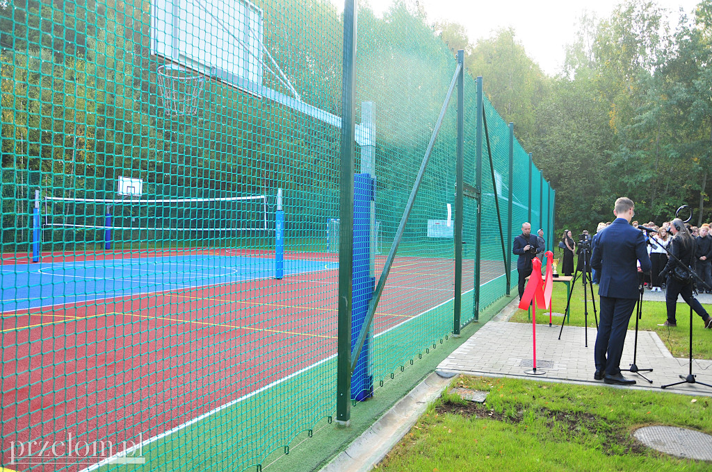 Nowe boisko sportowe w Trzebini