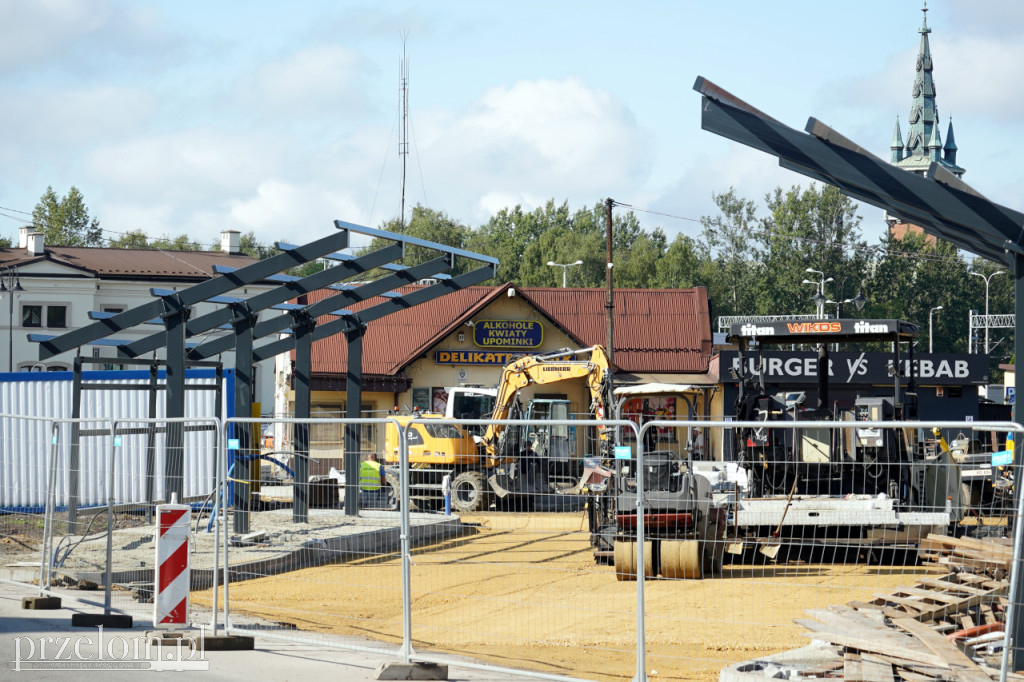 Budowa centrum przesiadkowego w Trzebini - wrzesień