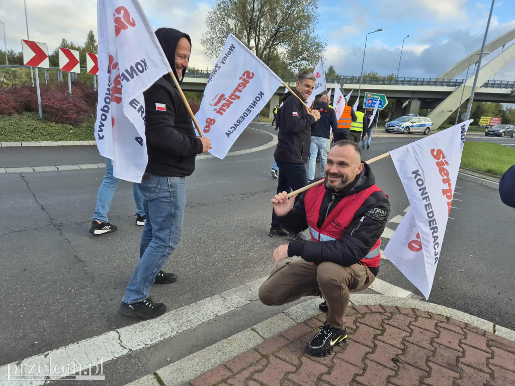 Protest związkowców Valeo w Chrzanowie