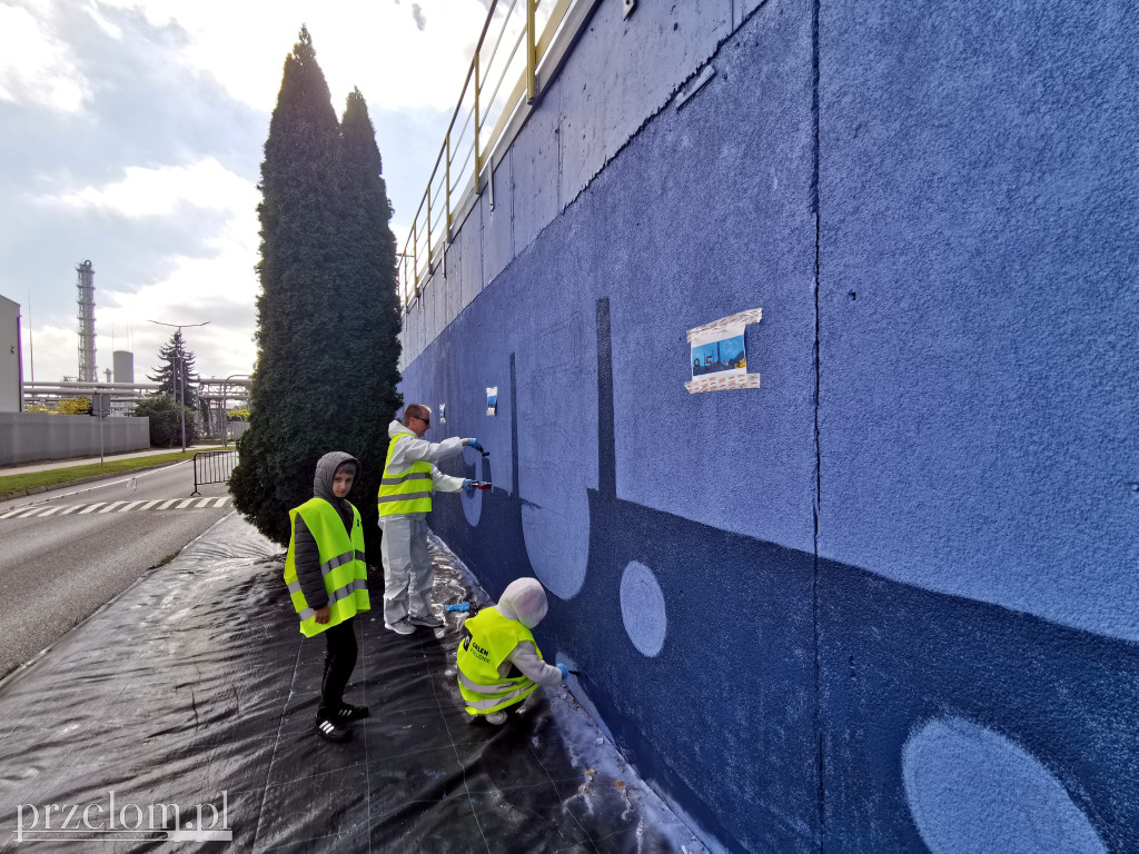 W Trzebini powstaje nowy mural