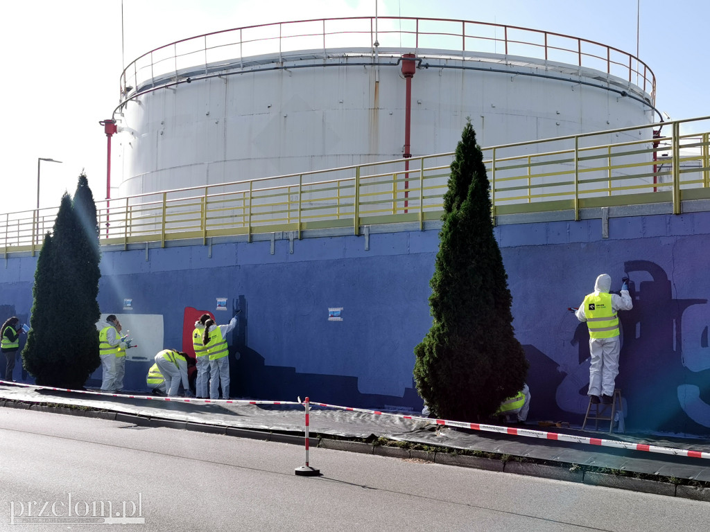 W Trzebini powstaje nowy mural