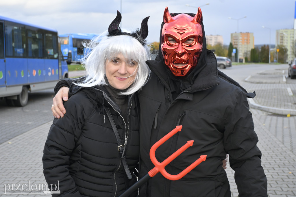 Halloweenowy Zlot Klasyków w Chrzanowie - 18.10.2025