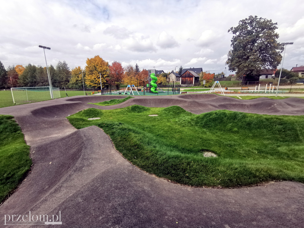 Nowy pumptrack i plac zabaw w powiecie chrzanowskim