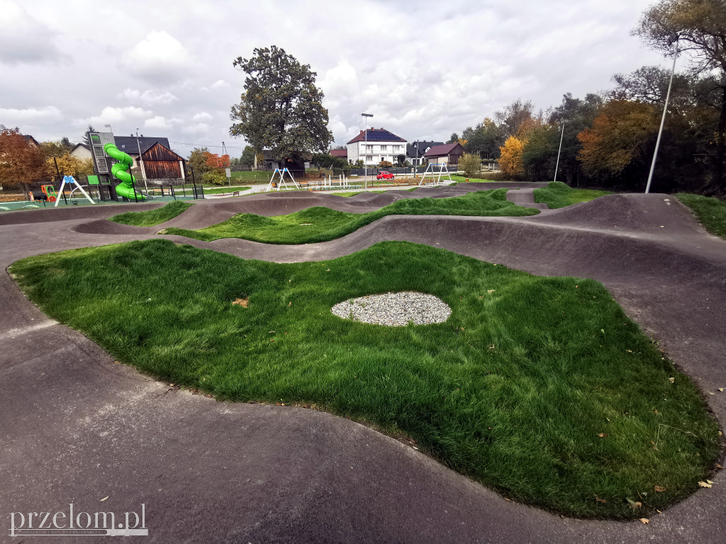 Nowy pumptrack i plac zabaw w powiecie chrzanowskim
