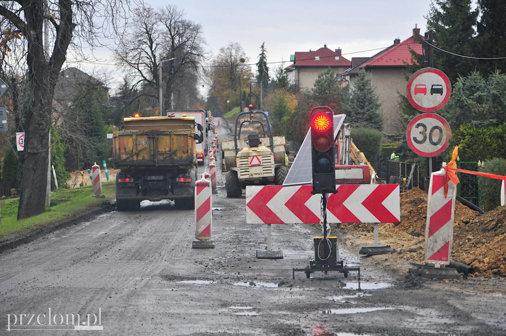 Drogowy koszmar na głównej szosie w Płazie