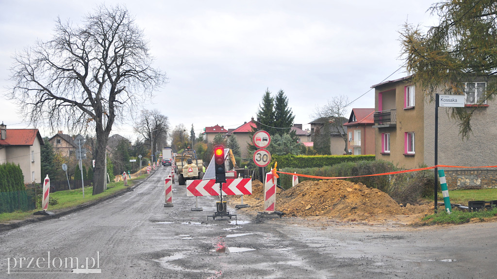 Drogowy koszmar na głównej szosie w Płazie