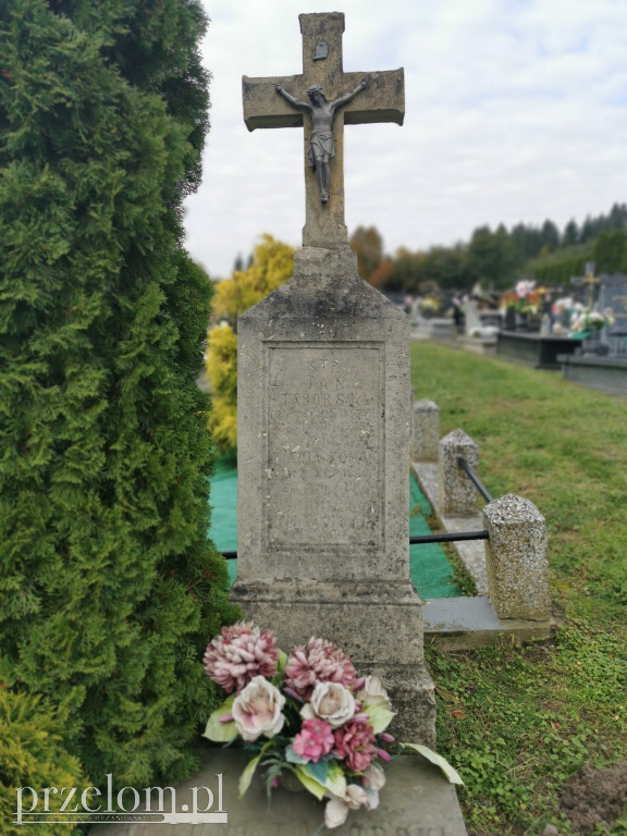 Tajemnice cmentarza w Babicach. Między grobami historii