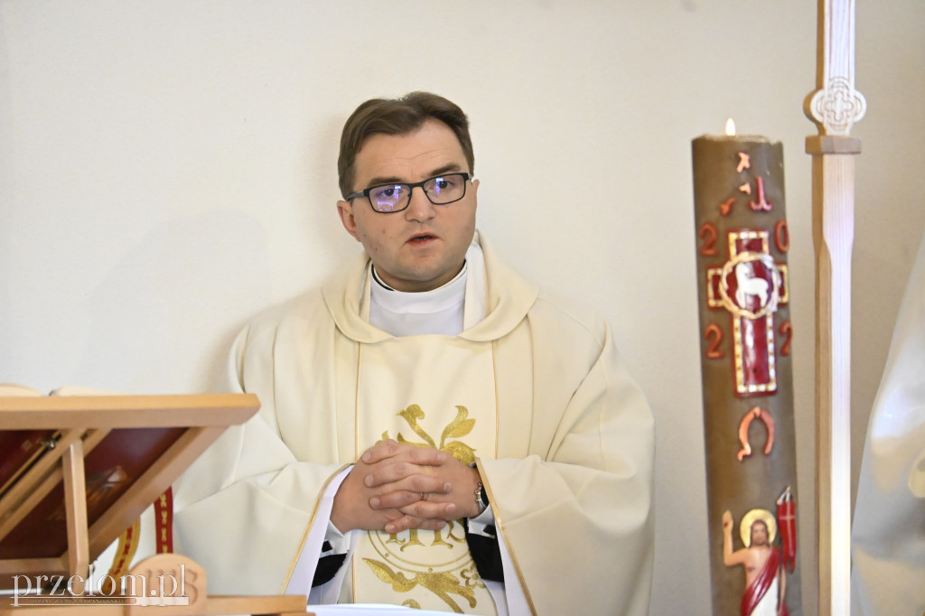 Msza Święta na Cmentarzu Parafialnym w Trzebini-Sierszy - 01.11.2025