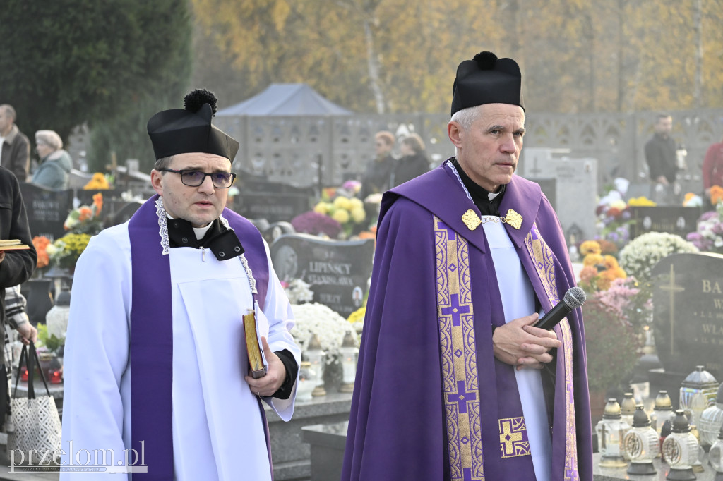 Msza Święta na Cmentarzu Parafialnym w Trzebini-Sierszy - 01.11.2025