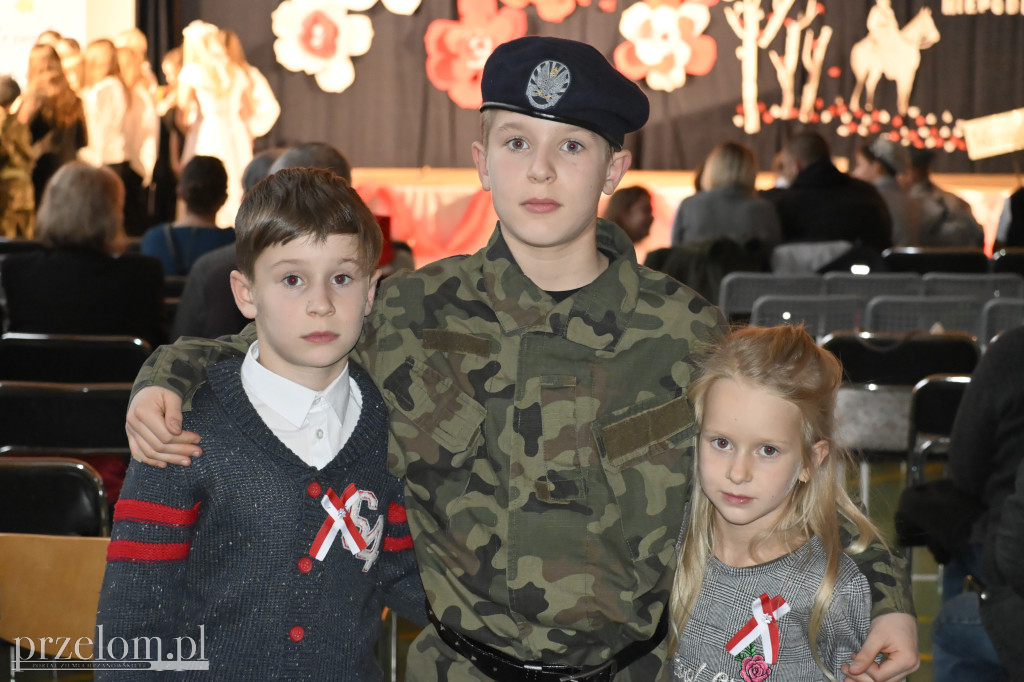 Wieczornica Niepodległościowa w Nowej Górze - 08.11.2025