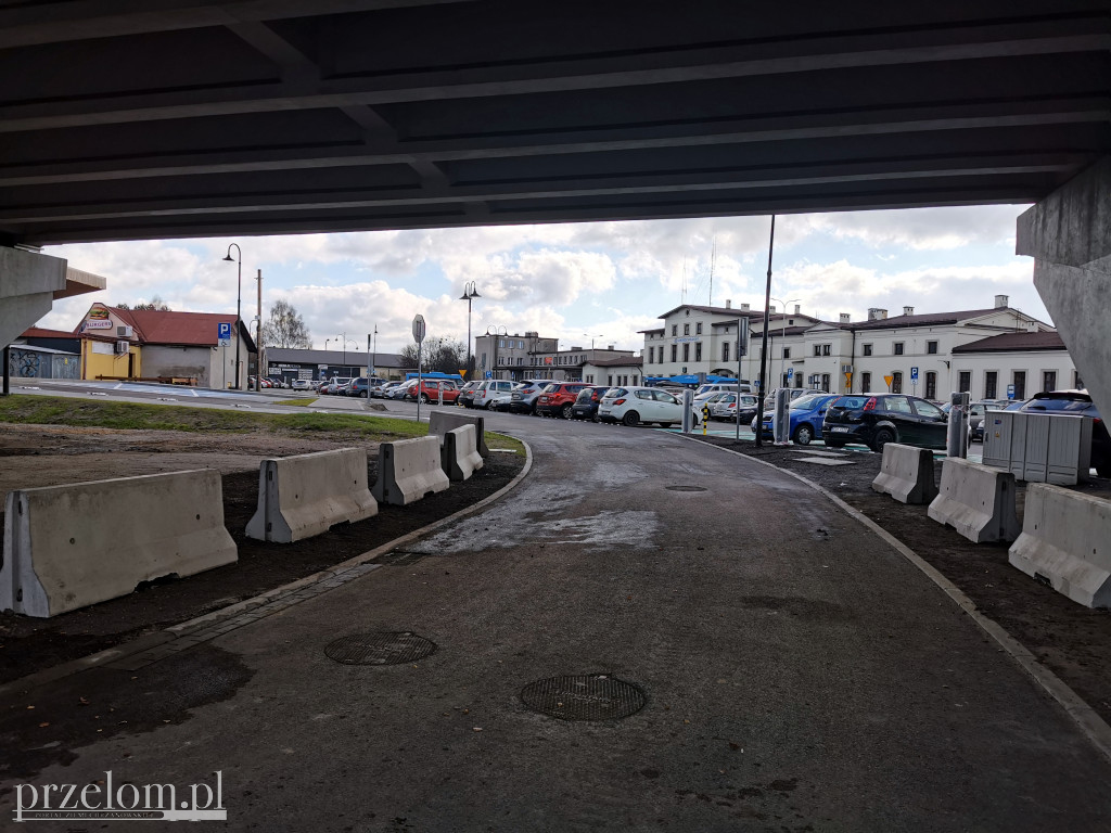 Centrum przesiadkowe w Trzebini gotowe