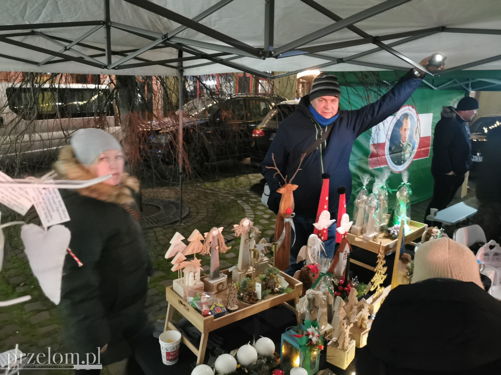 Mikołajkowy jarmark na chrzanowskim rynku