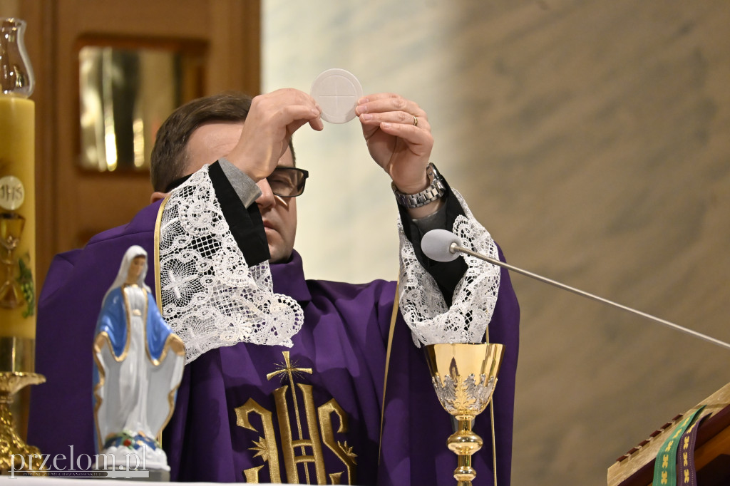 Mikołaj w Parafii NSNMP w Trzebini-Sierszy - 06.12.2025