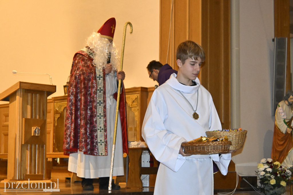 Mikołaj w Parafii NSNMP w Trzebini-Sierszy - 06.12.2025