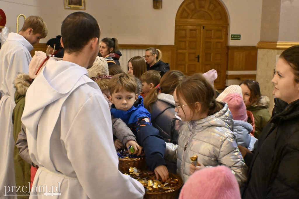 Mikołaj w Parafii NSNMP w Trzebini-Sierszy - 06.12.2025