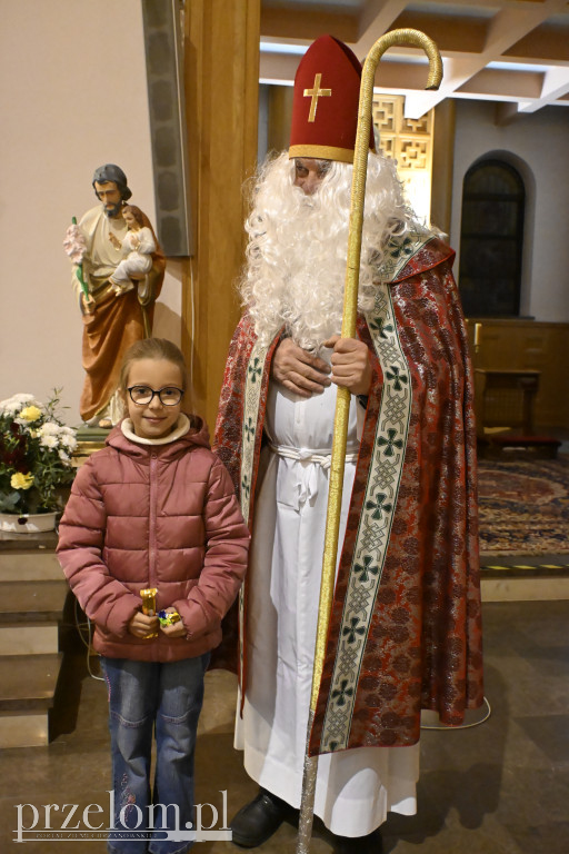 Mikołaj w Parafii NSNMP w Trzebini-Sierszy - 06.12.2025