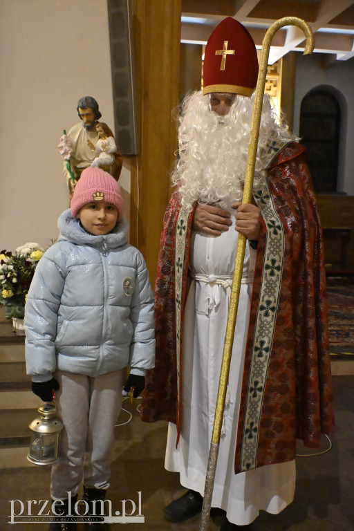 Mikołaj w Parafii NSNMP w Trzebini-Sierszy - 06.12.2025