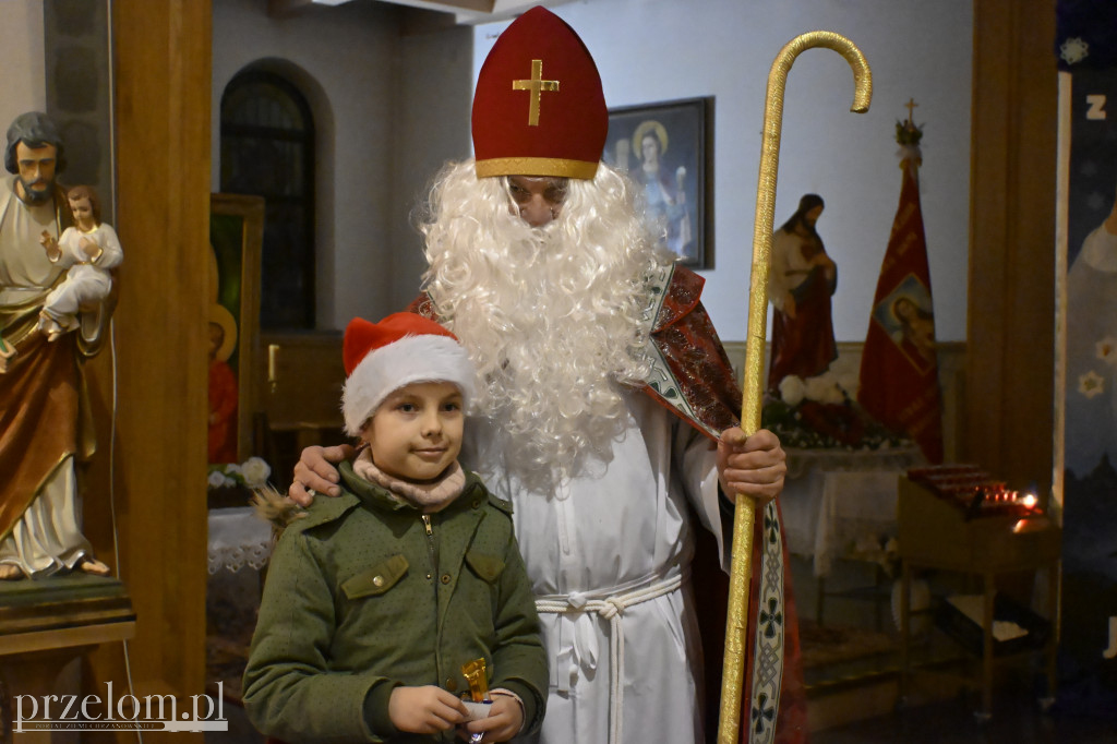 Mikołaj w Parafii NSNMP w Trzebini-Sierszy - 06.12.2025