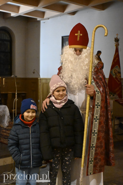 Mikołaj w Parafii NSNMP w Trzebini-Sierszy - 06.12.2025