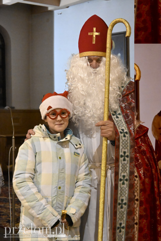 Mikołaj w Parafii NSNMP w Trzebini-Sierszy - 06.12.2025