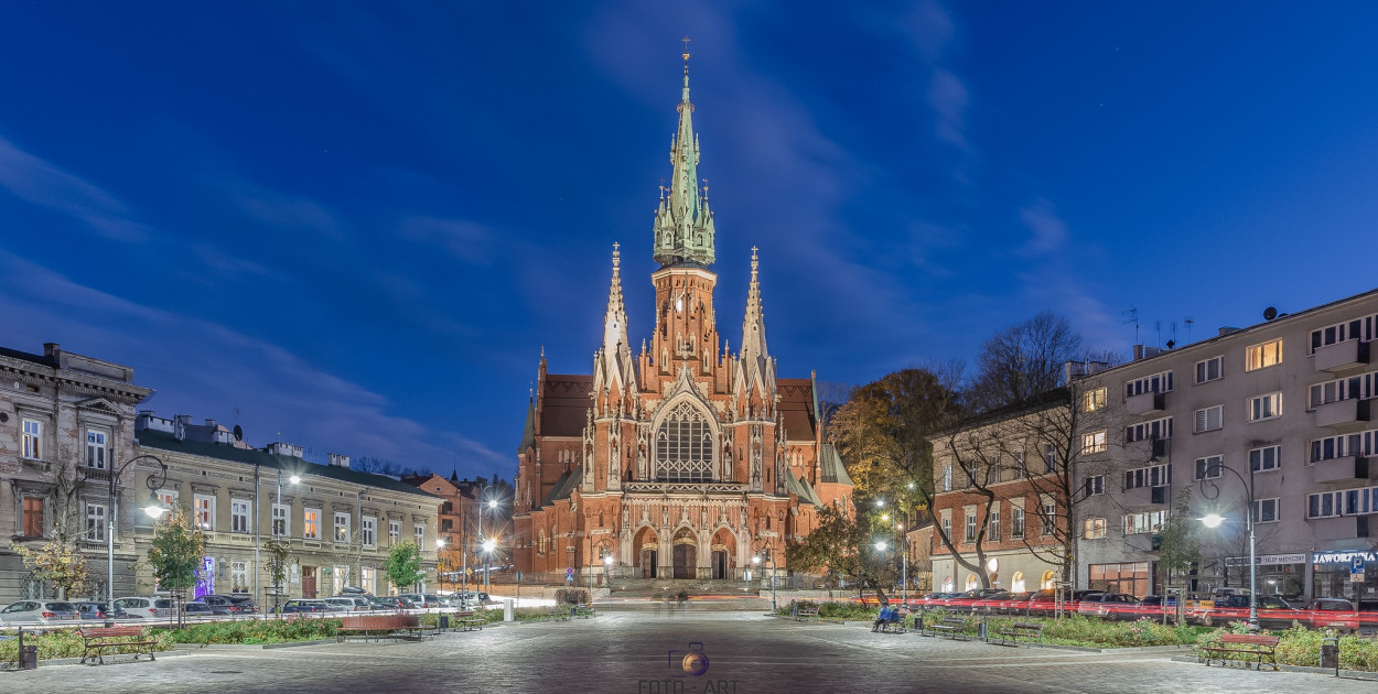 Architektura w kadrze Artura Sarny z PRZEŁOmowych Kadrów