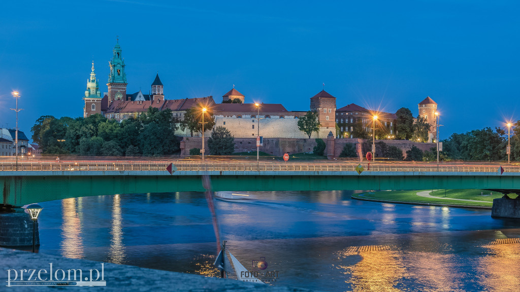 Architektura w kadrze Artura Sarny z PRZEŁOmowych Kadrów