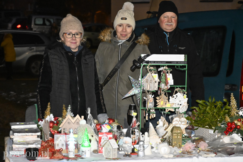 Świąteczna atmosfera w Parafii w Trzebini-Sierszy – jarmark i koncert - 14.12.2025