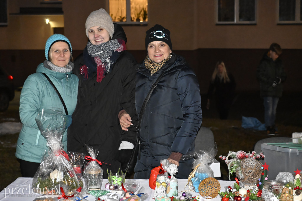 Świąteczna atmosfera w Parafii w Trzebini-Sierszy – jarmark i koncert - 14.12.2025
