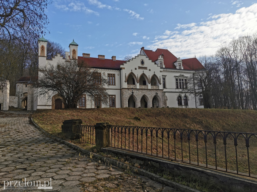 Pałac w Młoszowej odzyskuje blask