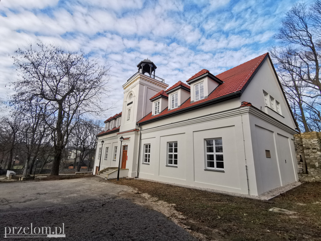 Pałac w Młoszowej odzyskuje blask