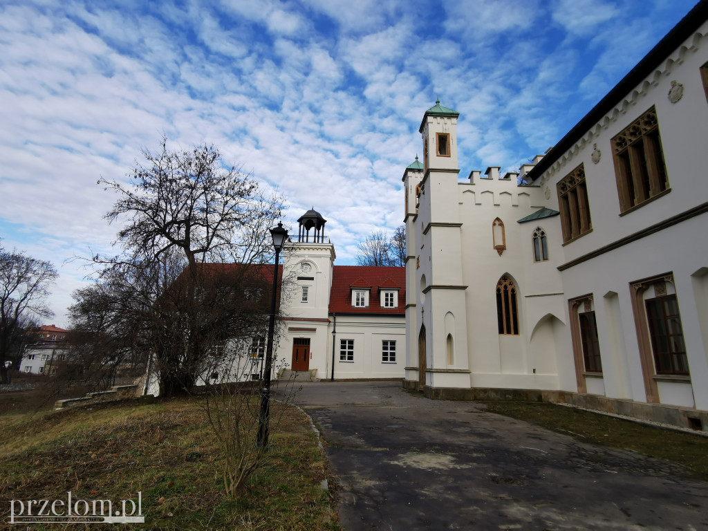 Pałac w Młoszowej odzyskuje blask