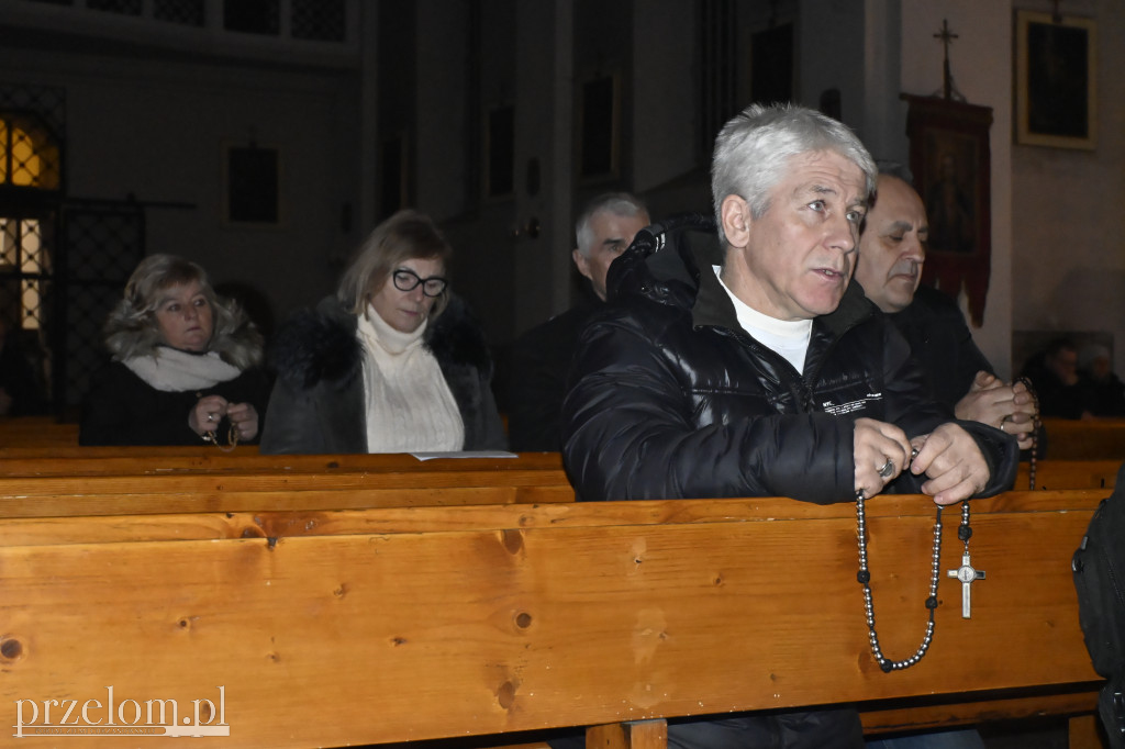 Różaniec ratunkiem dla świata w Płokach - 31.12.2025