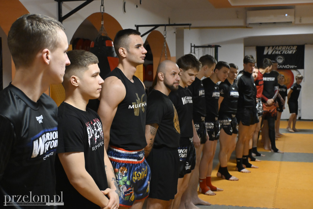 Mistrz Świata Muay Thai w Warrior Factory - 14.02.2026
