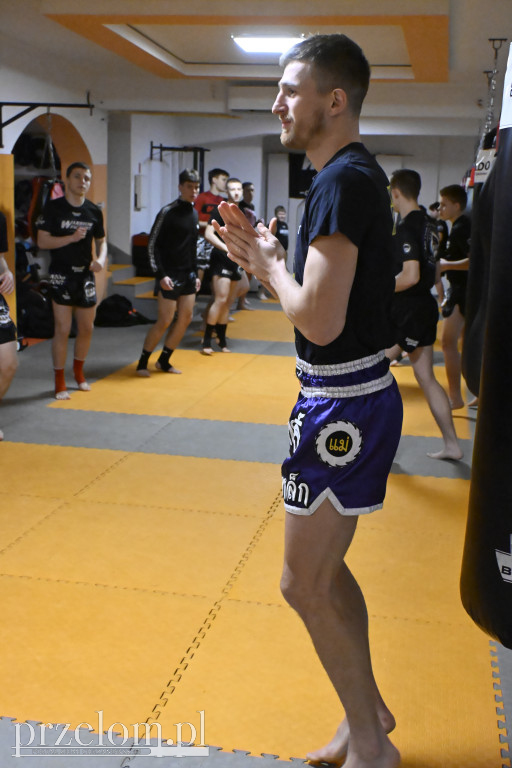 Mistrz Świata Muay Thai w Warrior Factory - 14.02.2026