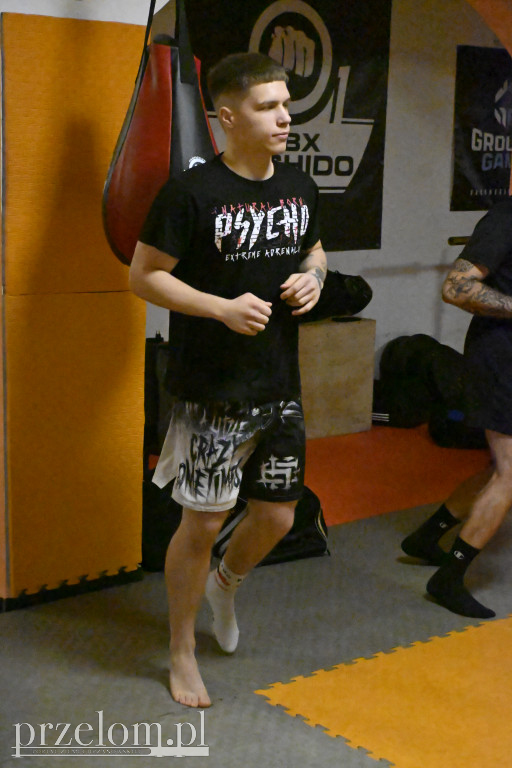 Mistrz Świata Muay Thai w Warrior Factory - 14.02.2026