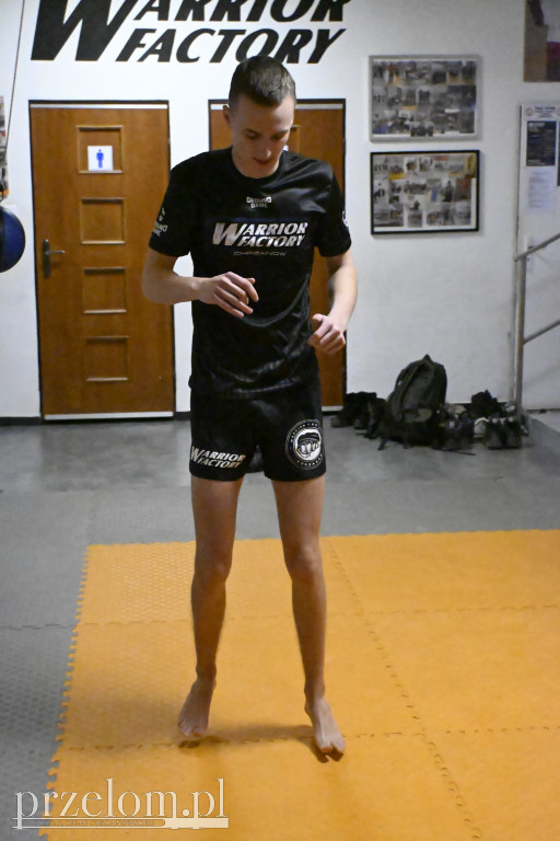 Mistrz Świata Muay Thai w Warrior Factory - 14.02.2026