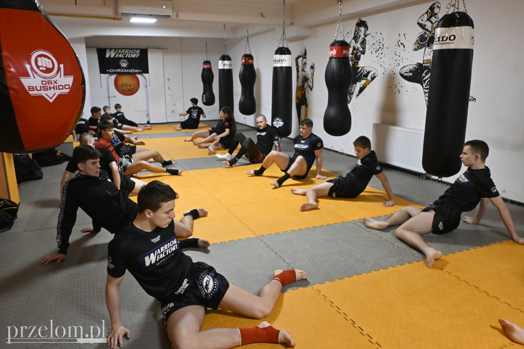 Mistrz Świata Muay Thai w Warrior Factory - 14.02.2026