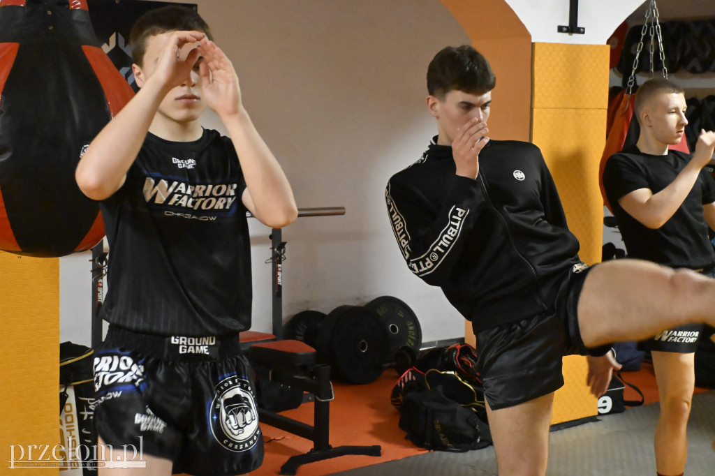 Mistrz Świata Muay Thai w Warrior Factory - 14.02.2026