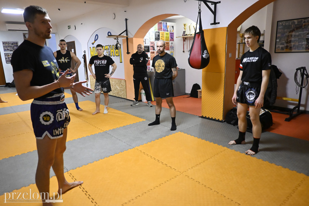 Mistrz Świata Muay Thai w Warrior Factory - 14.02.2026
