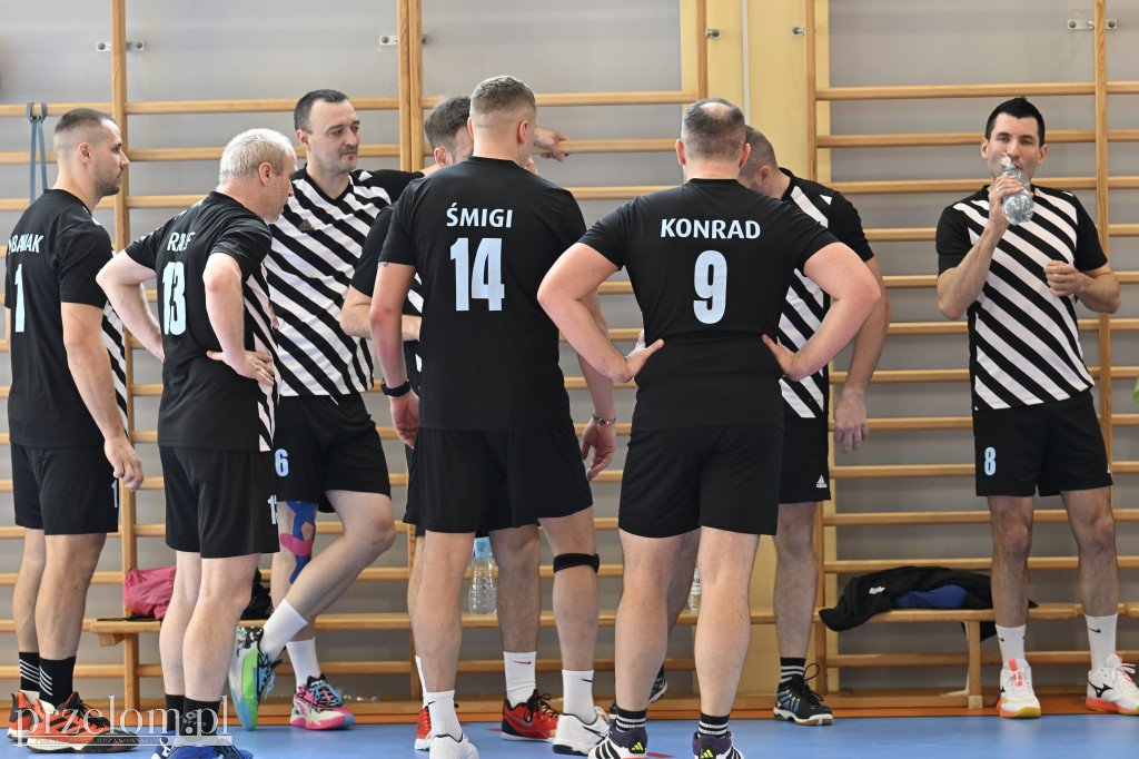 X Kolejka Trzebińskiej Ligi Siatkówki - 01.03.2026