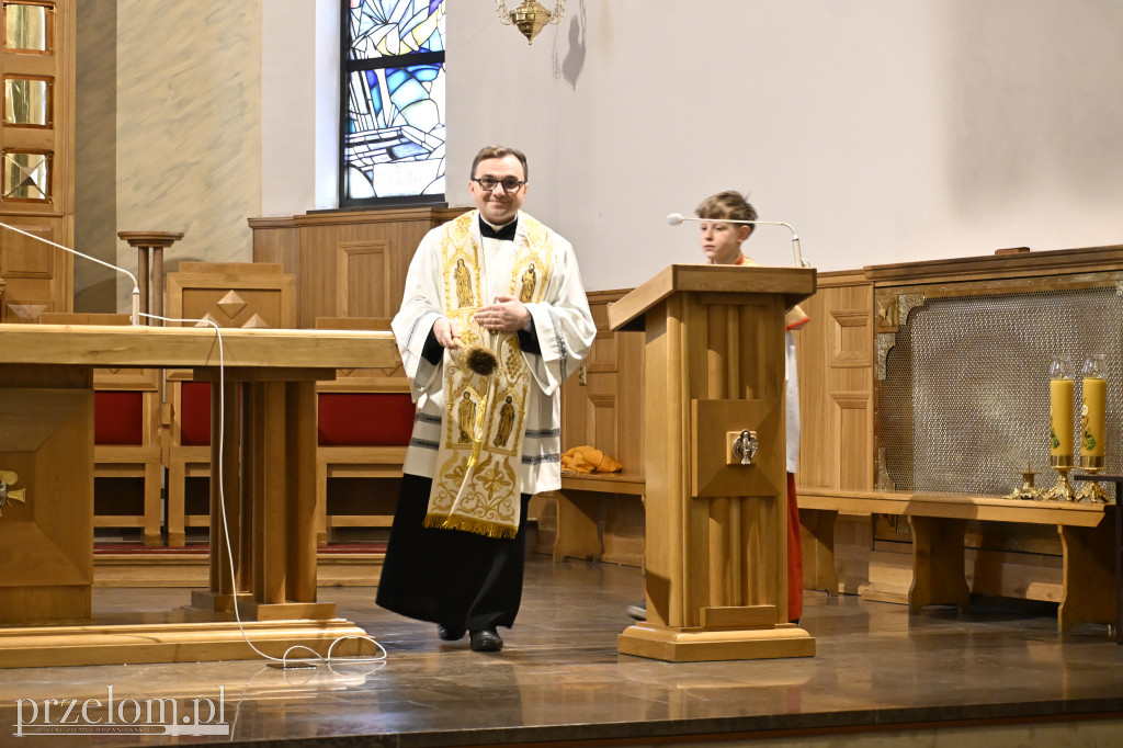 Poświęcenie pokarmów w Trzebini-Sierszy - 04.04.2026