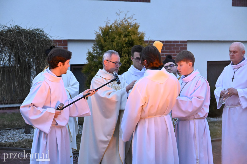 Wigilia Paschalna w Trzebini-Sierszy - 04.04.2026
